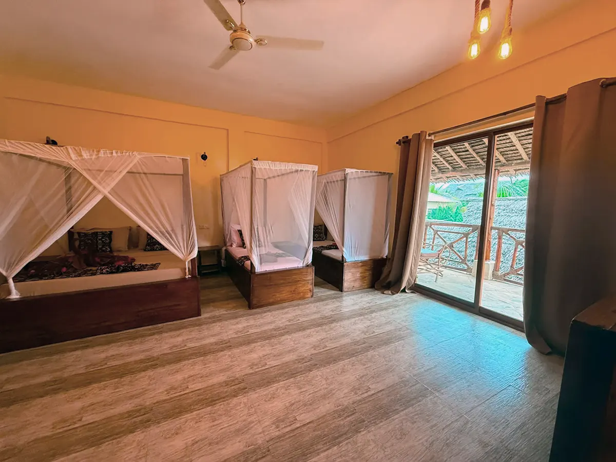 B&G — , Villa Peace And Color Nungwi Zanzibar
